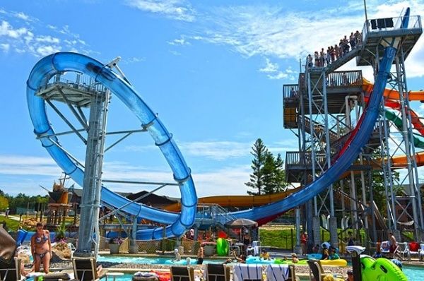 The Aqualoop slide at Aqua Ardèche