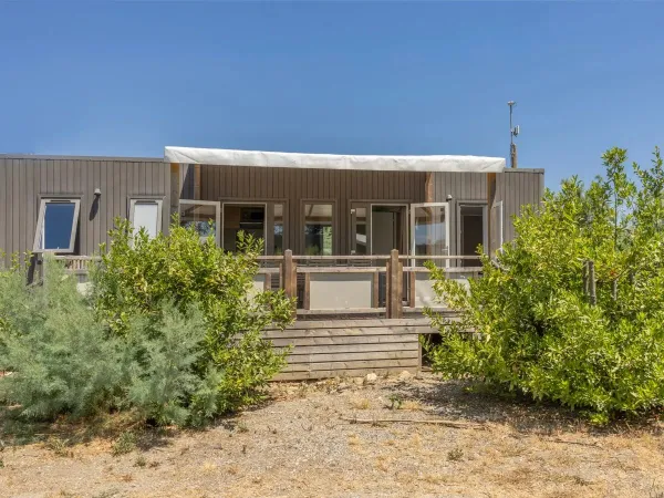The Supreme mobile home with 2 bathrooms at Roan campsite Arinella Bianca.