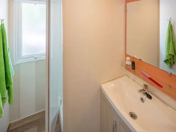 Comfort Plus Lounge Lake view 9