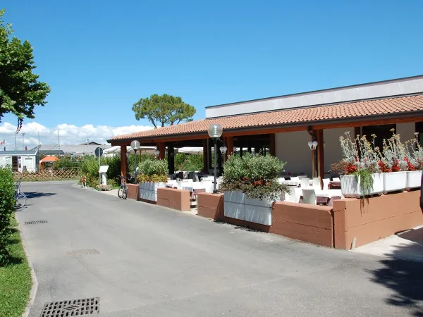 Lounge area at Roan camping Del Garda.