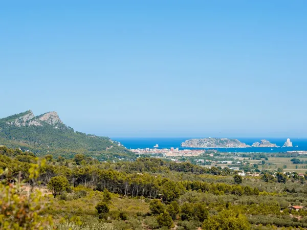 The town of Pals near Roan camping Playa Brava.