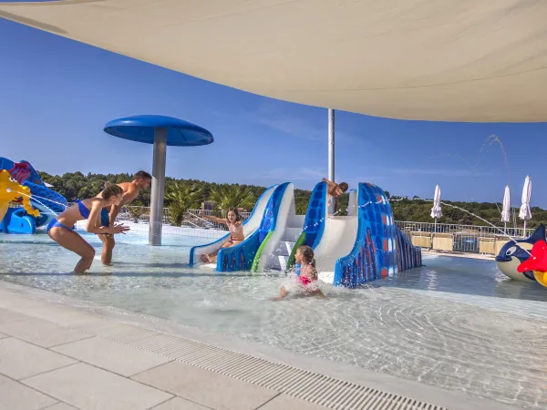 Children's water playground at Roan camping Lanterna.