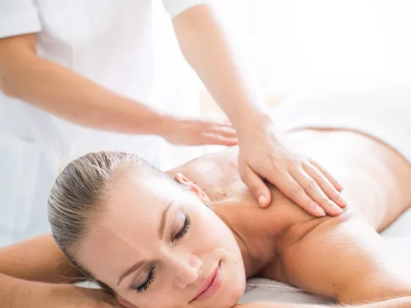 Massages at the wellness centre at Roan camping Union Lido Mare.