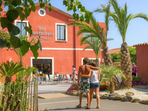 Restaurant at Roan camping Beach Garden.