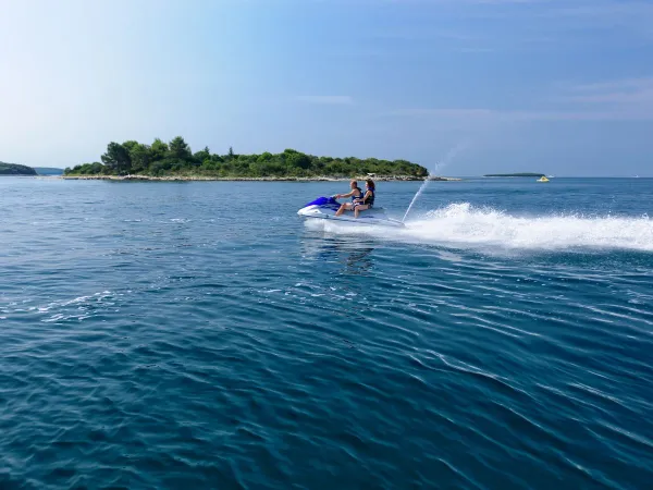 Jet ski activity at Roan camping Vestar.