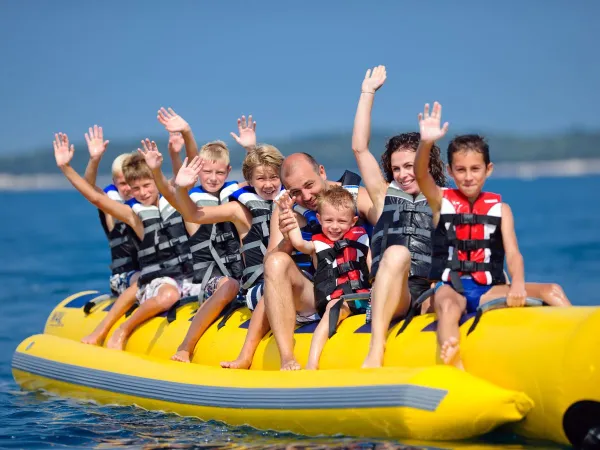 Banana boat activity at Roan camping Vestar.