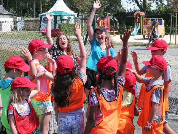 Children's entertainment at Roan camping des Ormes.