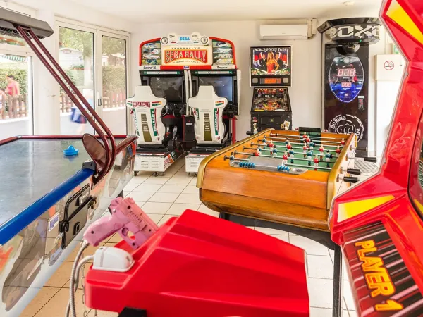 Games arcade at Roan camping Le Napoléon.