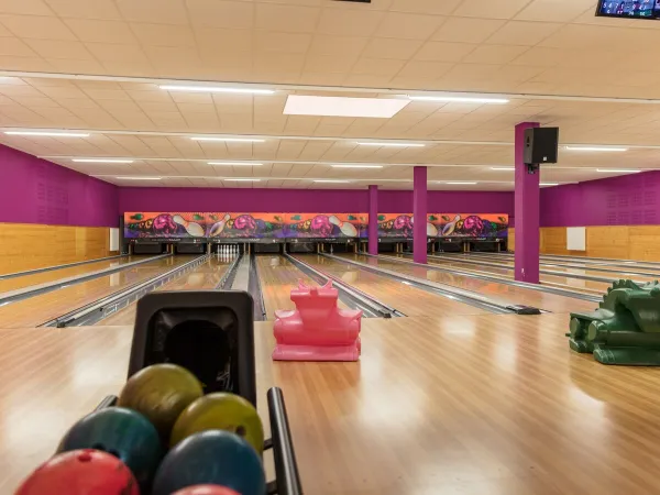 Bowling alleys at Roan camping du Vieux Pont.