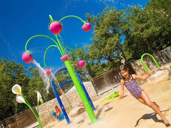 Water playground at Roan camping Le Ranc Davaine.