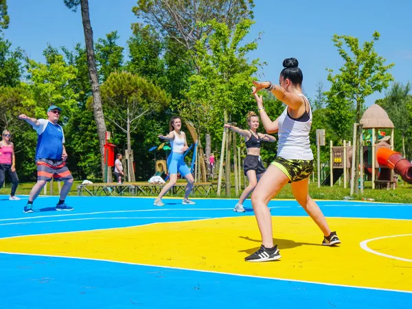 Aerobics at Roan camping Union Lido Mare.