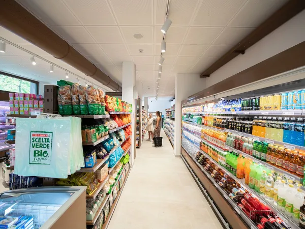 The supermarket at Roan camping Marina Di Venetia.