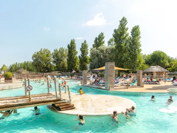 Overview swimming pool at Roan camping Méditerranée Plage.