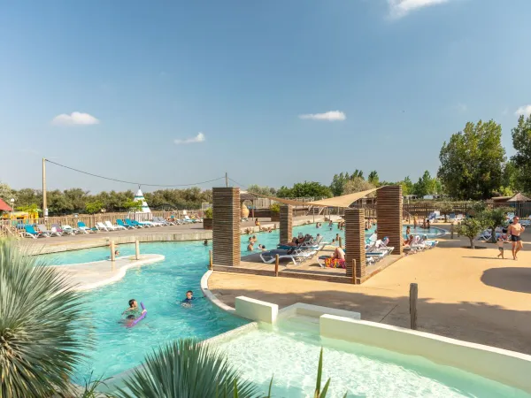 Overview swimming pool at Roan camping Méditerranée Plage.