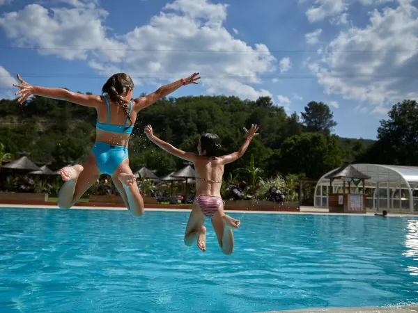 Enjoying children at Roan camping Verdon Parc.