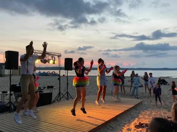 Evening entertainment at Roan camping Mayotte Vacances.