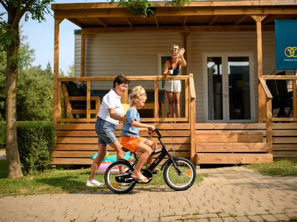 Free Roan children's bikes for children up to 6 years old at Roan camping Domaine de la Brèche.