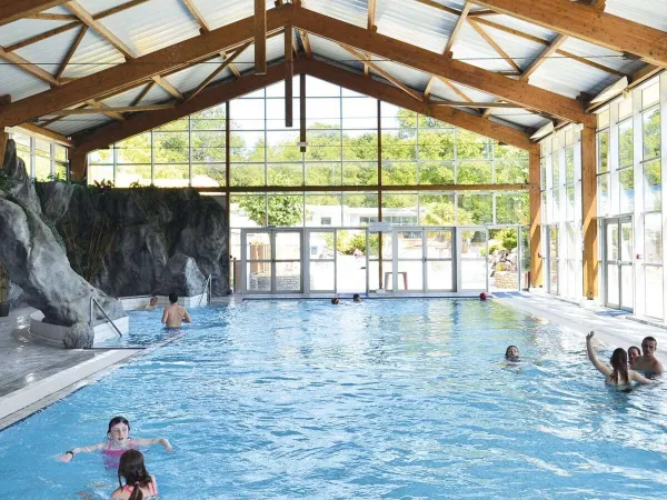 Indoor pool at Roan camping Le Ty Nadan