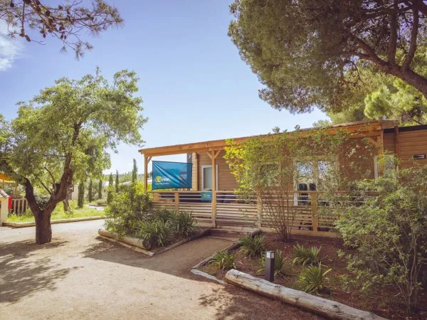 Premium Lounge mobile home at Roan camping El Garrofer.