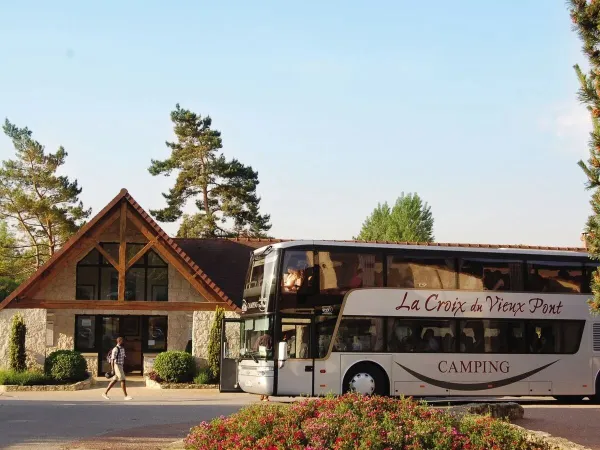 The bus that runs every Tuesday from Roan campsite La Croix du Vieux Pont to Disneyland Paris.