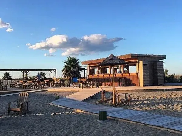 Beach bar at Roan camping Les Dunes.