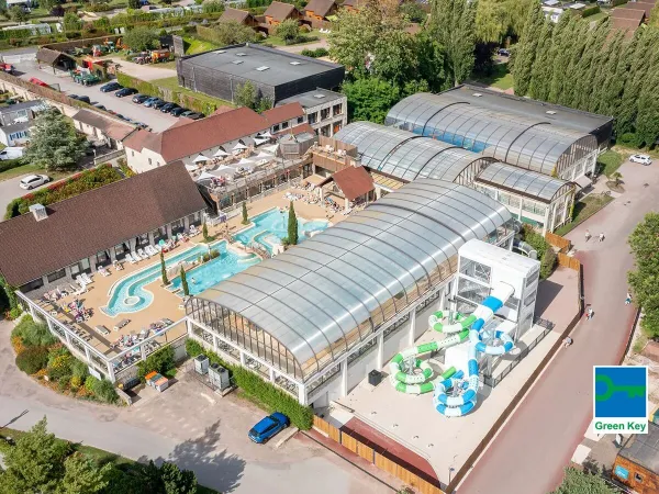 Overview with new slides at Roan camping du Vieux Pont.