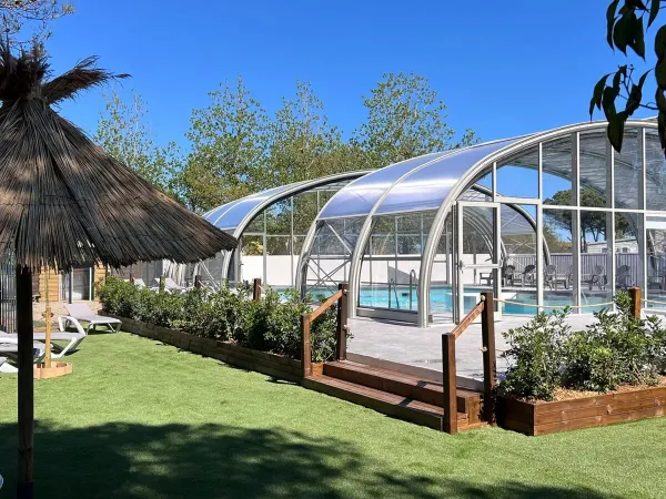 The indoor pool at Roan camping Le Méditerranée Plage.