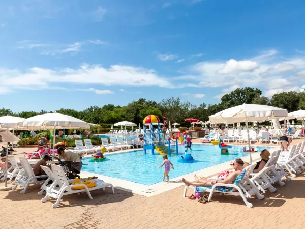 Children's pool at Roan camping hu Montescudaio village.