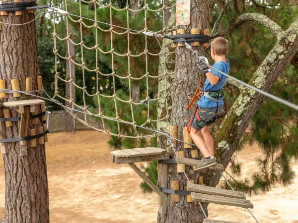 Tree-climbing course at Roan campsite La Grande Métairie.