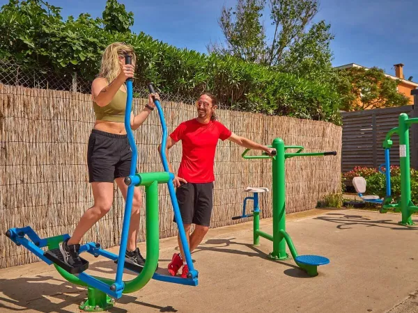 Outdoor fitness at Roan campsite Le Petit Mousse.