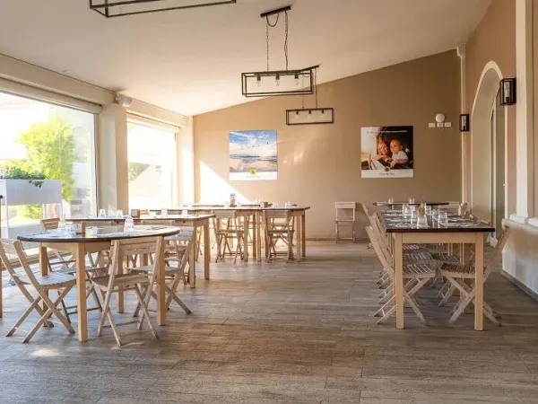 Restaurant at Vigna sul Mar campsite.