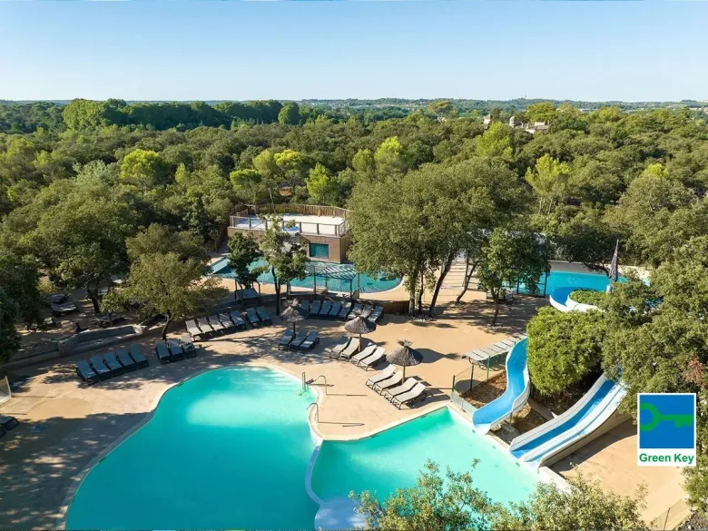 Overview of the beautiful Roan campsite Domaine de Massereau.