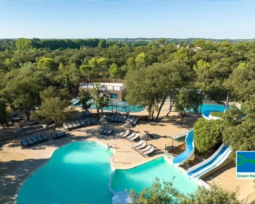 Overview of the beautiful Roan campsite Domaine de Massereau.