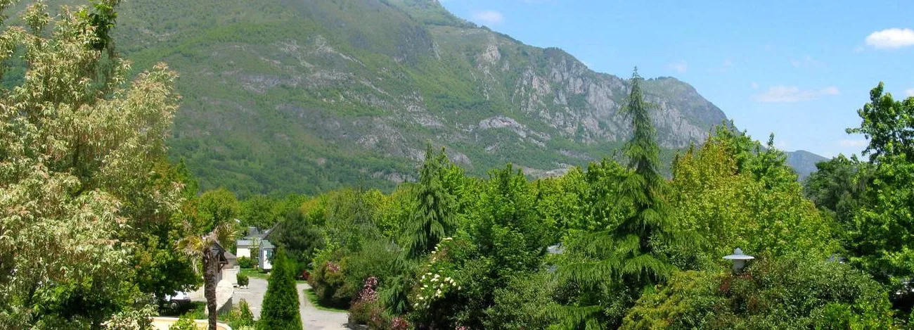 Last minute camping in the Pyrenees