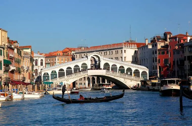 Rialto Bridge