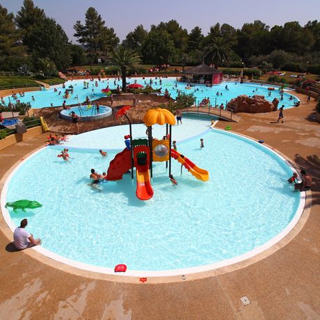 A wide choice of campsites in Castagneto Carducci