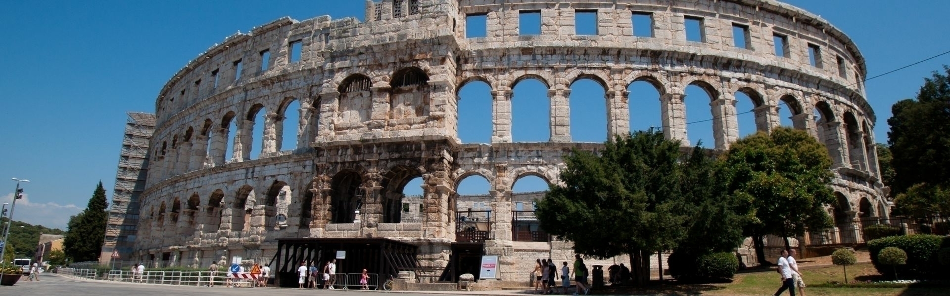 Campings near Pula